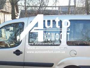   (  )  Fiat Doblo 2000 -  1