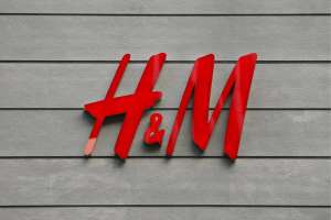     H&M   () -  1