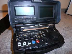    Sony PDW-R1     -  1