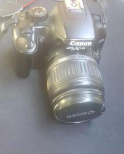   Canon EOS 1000D -  1