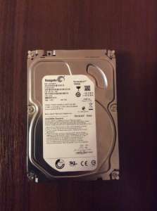   Seagate ST1500DL003 -  1