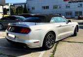 071 Ford Mustang GT    -  3