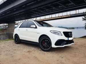 235 ����������� Mercedes-Benz GLE 2018 � ������ - ����������� 1
