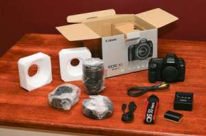 Canon EOS 5D Mark II Digital SLR Camera with Canon EF 24-105mm IS lens -  1