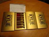 ������� � ����������: Kylie Birthday Edition ��������� ����������