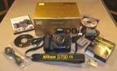   : Nikon D700     Nikon AF-S VR 24-120mm  ........ 650euro