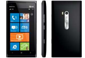 Nokia Lumia 900 Black   -  1