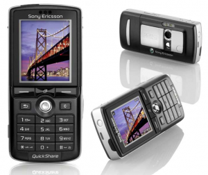 Sony Ericsson K750i ..  -  1