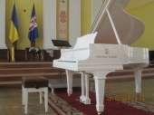 Перейти к объявлению: Аренда белого рояля Киев, Аренда белого рояля в Киеве!
