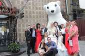 Перейти к объявлению: Надувной Белый Медведь на свадьбу