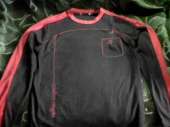 Новый мужской свитшот-реглан чёрный с красными полосами-вставками.. Одежда - Покупка/Продажа