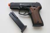 Стартовый пистолет Blow TRZ 914-02 + запасной магазин