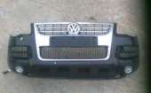 Продам передние бамперы Volkswagen Touareg.