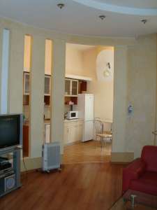 ����� ��������� 3-��������� VIP-�������� � �������, FREE WI-FI, 2 ��������� � ��������� �� ��������� - ����������� 1