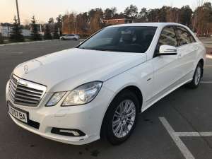 ������ Mercedes-Benz E 200 CGI 2010 - ����������� 1