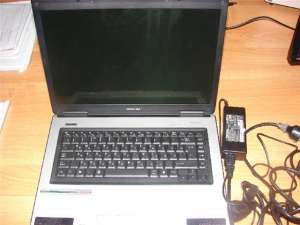 ������ �� �������� ��������� ������� Toshiba Satellite L40-170 (�������� � ���������) - ����������� 1