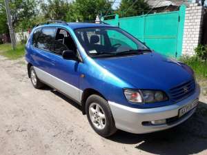 ������ ���������� Toyota Picnic - ����������� 1