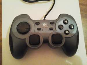 ������� �����������. Logitech RumblePad � 2 USB - ����������� 1