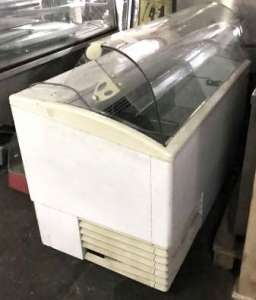 ������� ����������� ��� ����������� �/� Isa Isetta ������ - ����������� 1