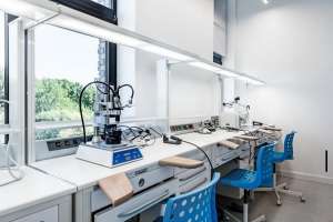 ��������� ����� � �������e - ����������� 1