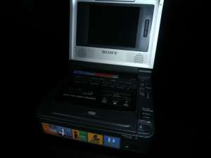 ����������� ��������������� Digital 8, Hi8, Video8 Sony GV-D800E - ����������� 1