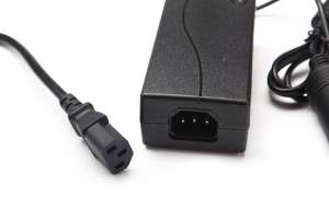 ������������� ������� � 220 �� 12 ����� 120w 10A - ����������� 1